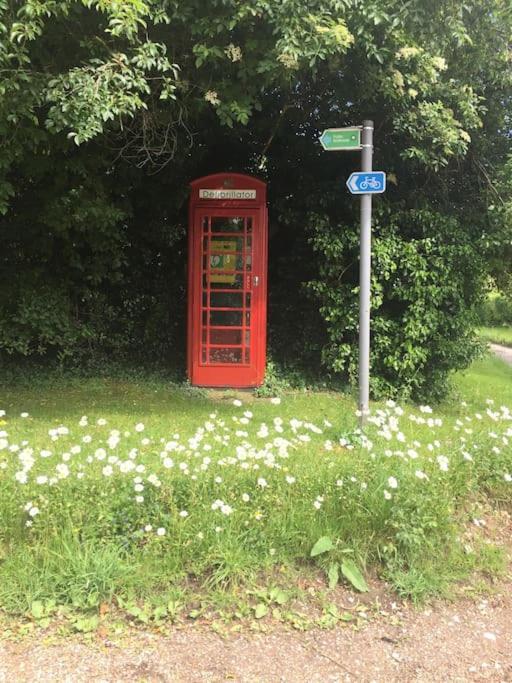 Little Studio Annexe Марлоу Екстериор снимка